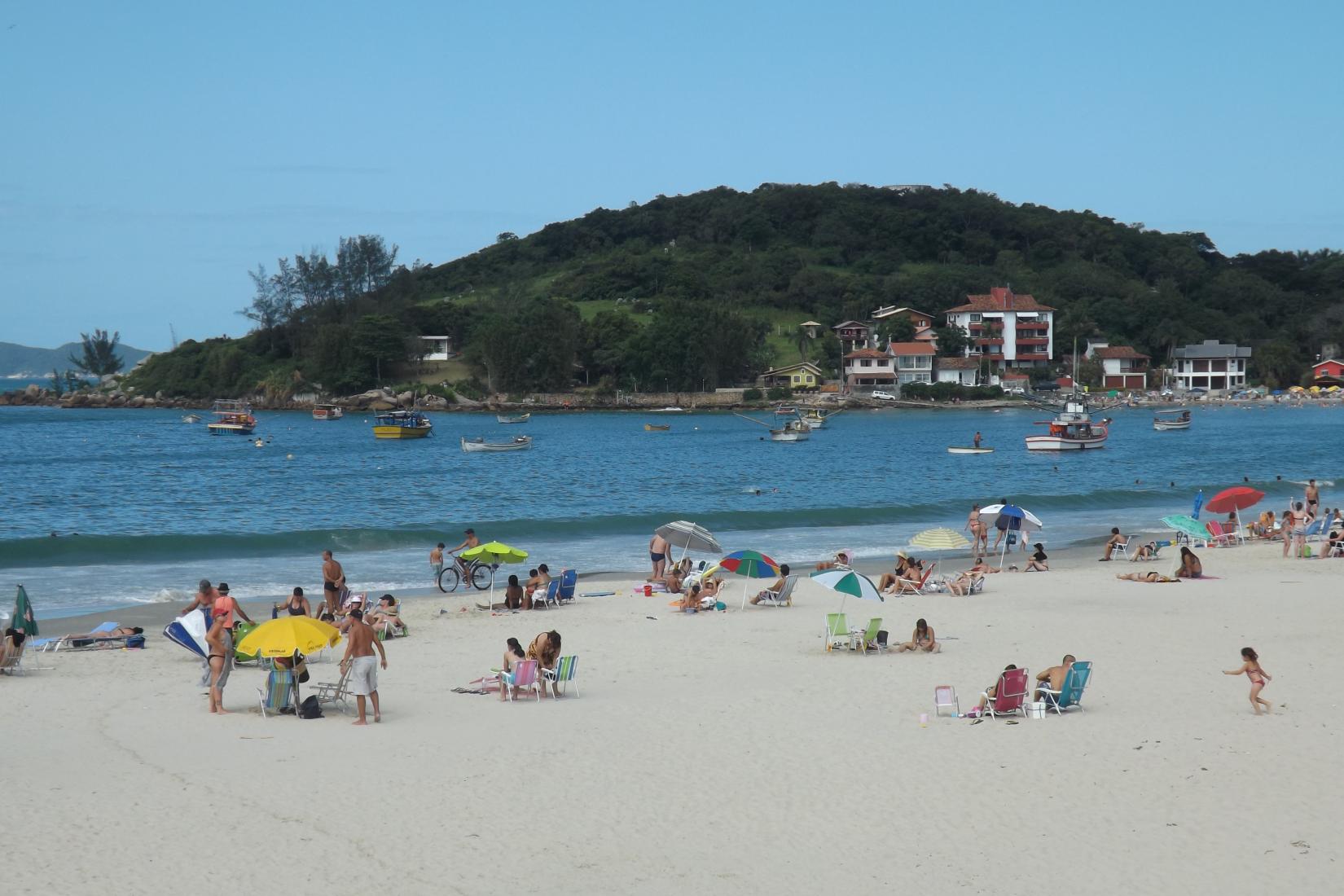 Sandee - Praia Baixo