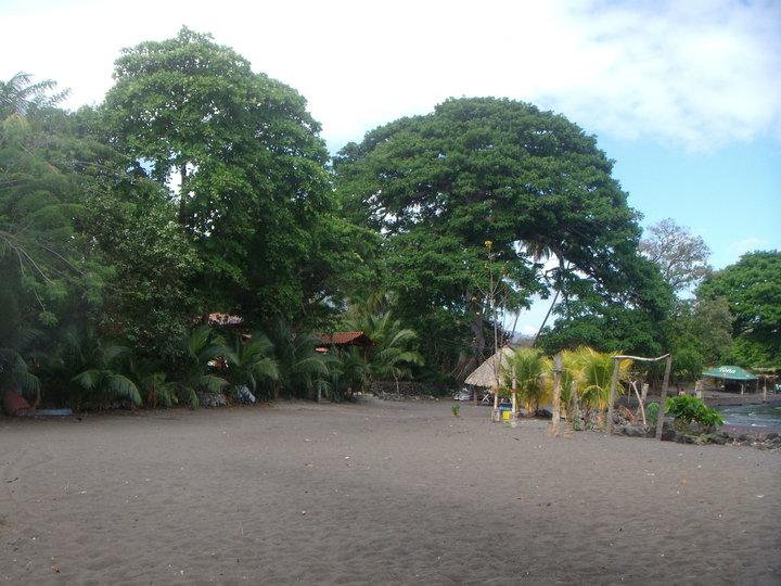 Sandee - Playa Taguizapa