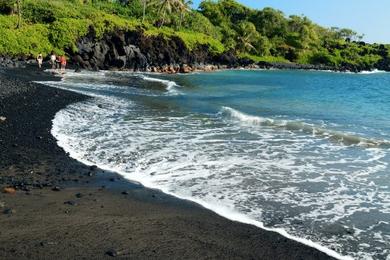 Sandee - Waianapanapa Black Sand Beach