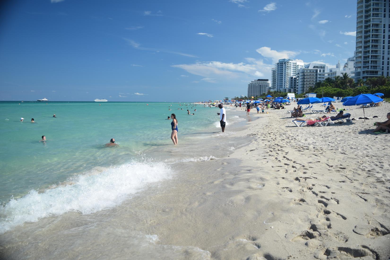 Sandee - Miami Beach - South Beach