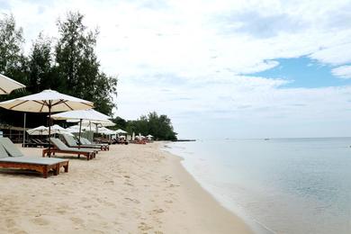 Sandee - Ong Lang Beach
