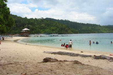 Sandee Sapi Island Photo
