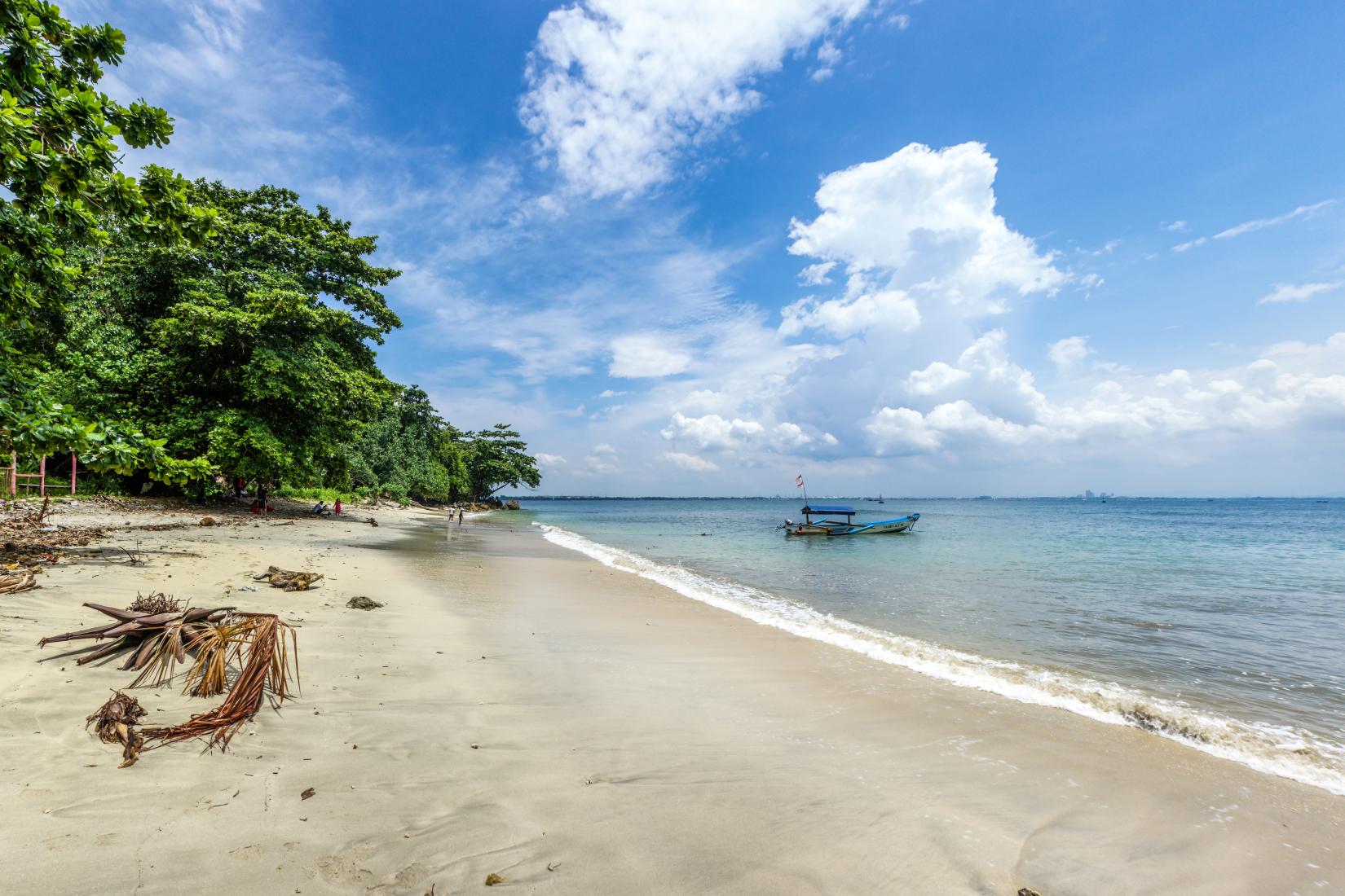 Sandee - Pantai Nusakambangan
