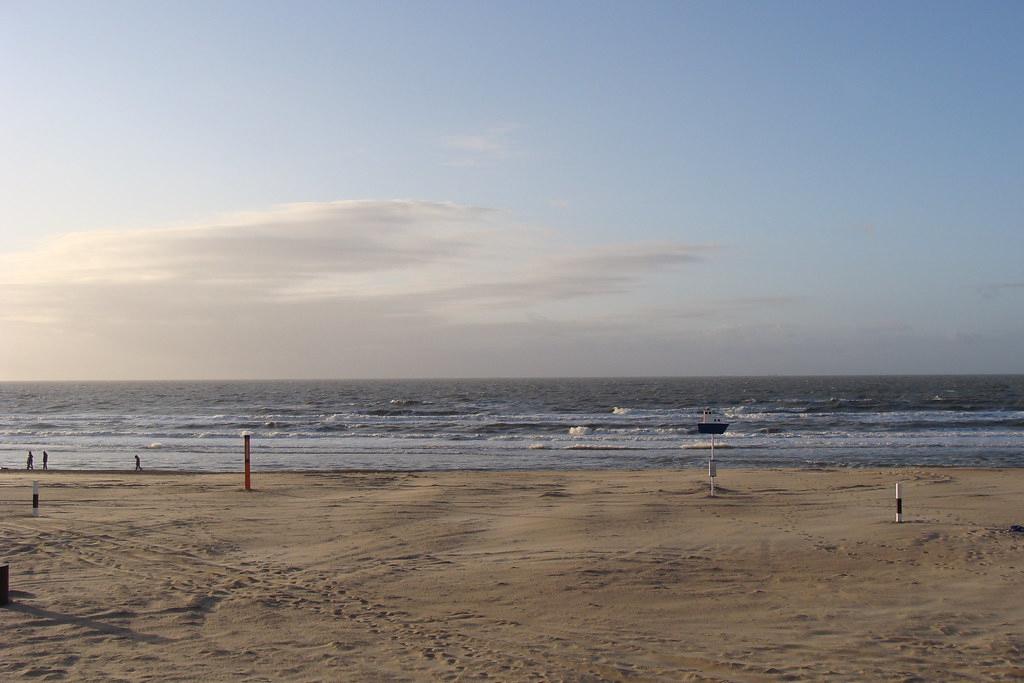 Sandee - De Haan Beach