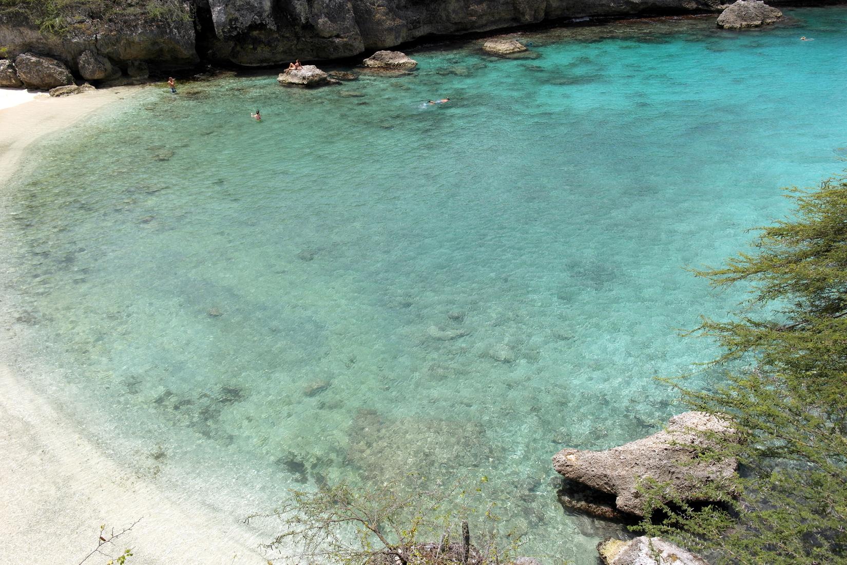 Sandee - Playa Lagun