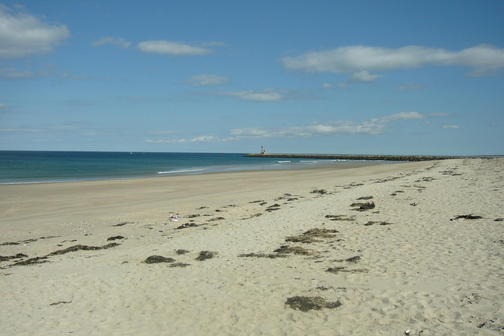 Sandee - Elia Beach