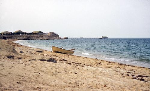Sandee - Fahaheel Beach