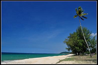 Sandee Penarik Beach Photo