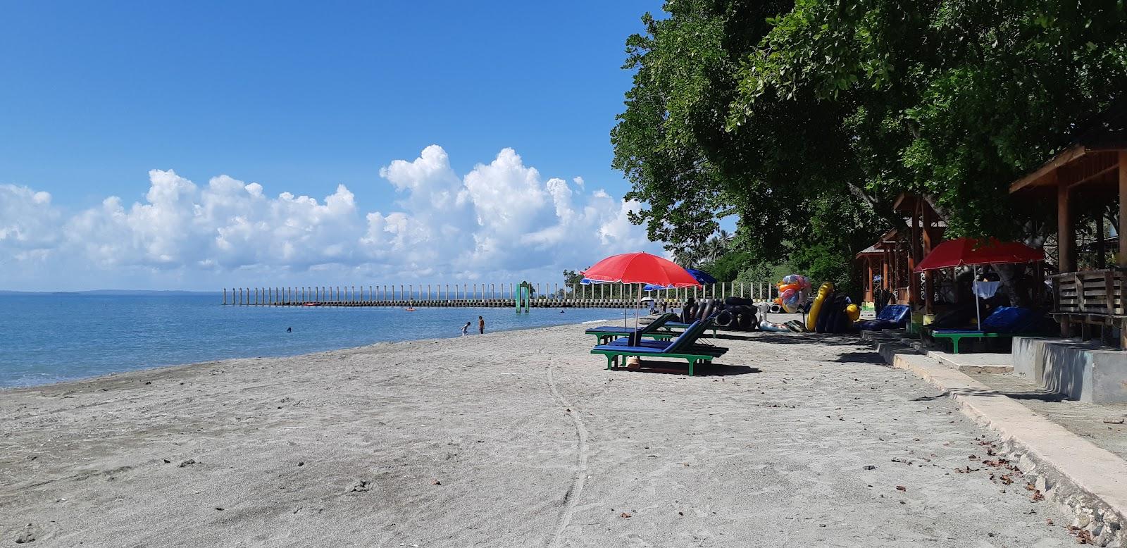 Sandee Pantai Laguna Samudra Photo