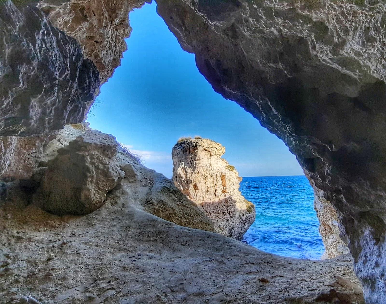 Sandee Grotta Nascosta Photo